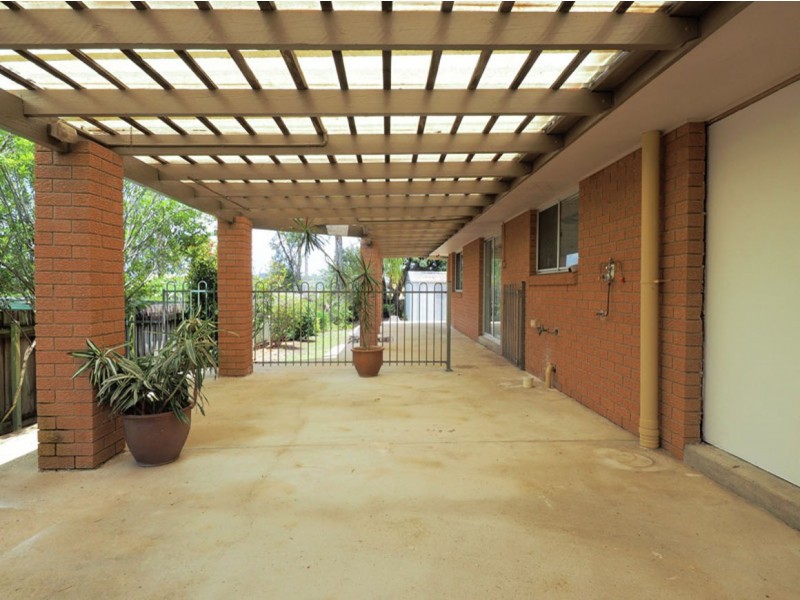 54 Blackthorn Crescent, Shailer Park QLD 4128