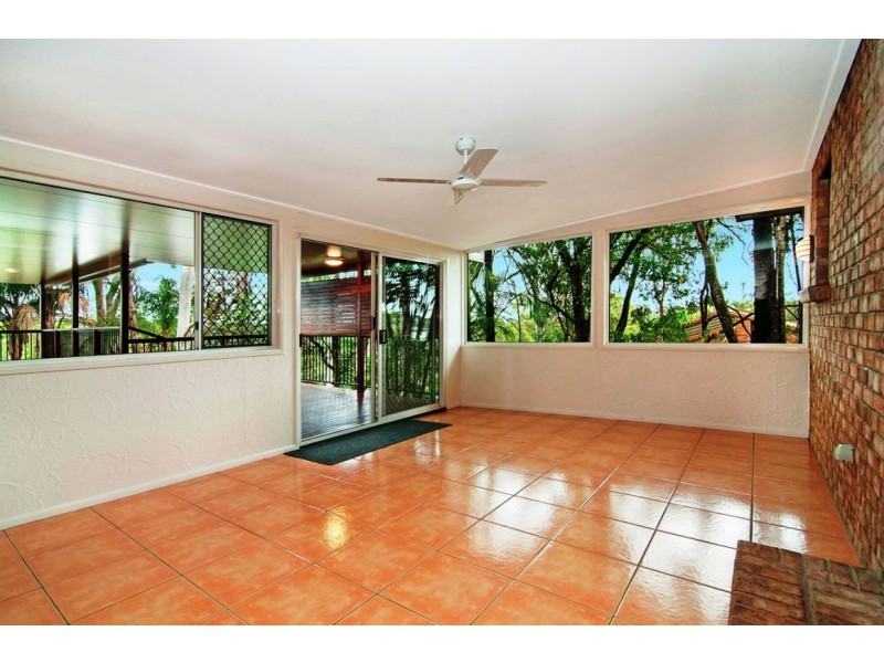 123 Shailer Rd, Shailer Park QLD 4128