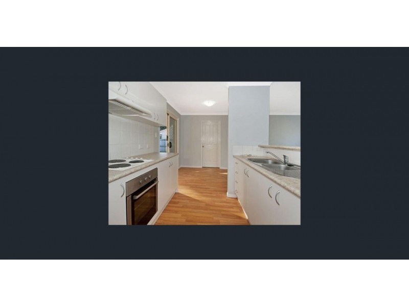 6 Richardson Crt, Edens Landing QLD 4207