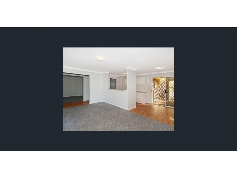 6 Richardson Crt, Edens Landing QLD 4207