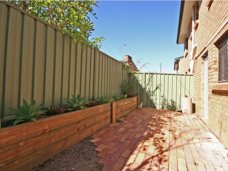 1/28 Garfield Road, Logan Central QLD 4114