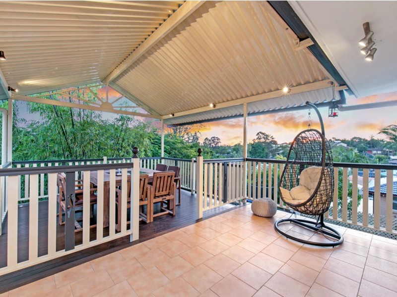 11 Wirra Street, Shailer Park QLD 4128