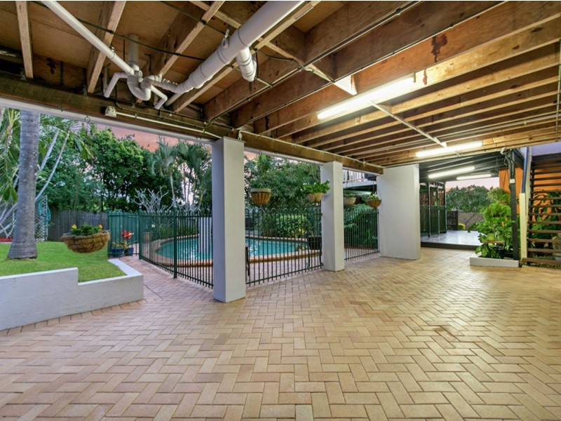 11 Wirra Street, Shailer Park QLD 4128