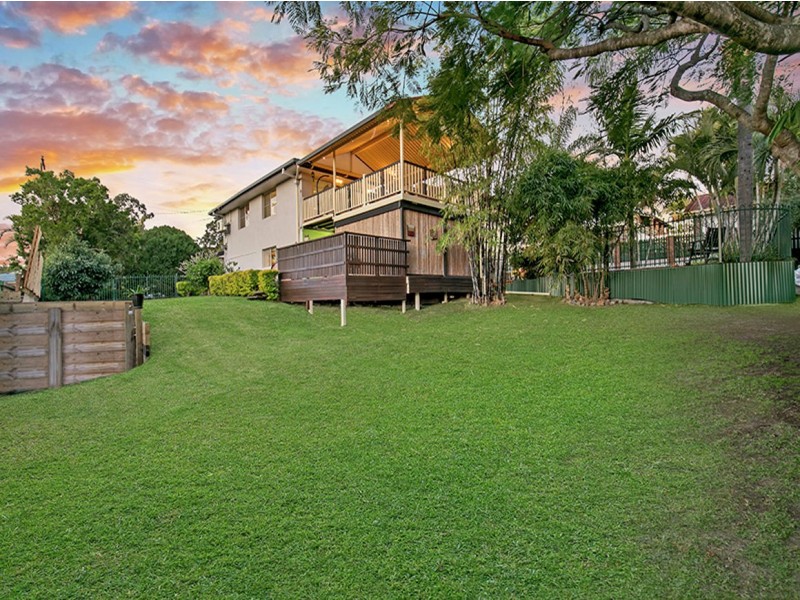 11 Wirra Street, Shailer Park QLD 4128