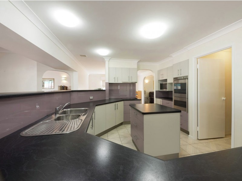 4 Elder Court, Shailer Park QLD 4128