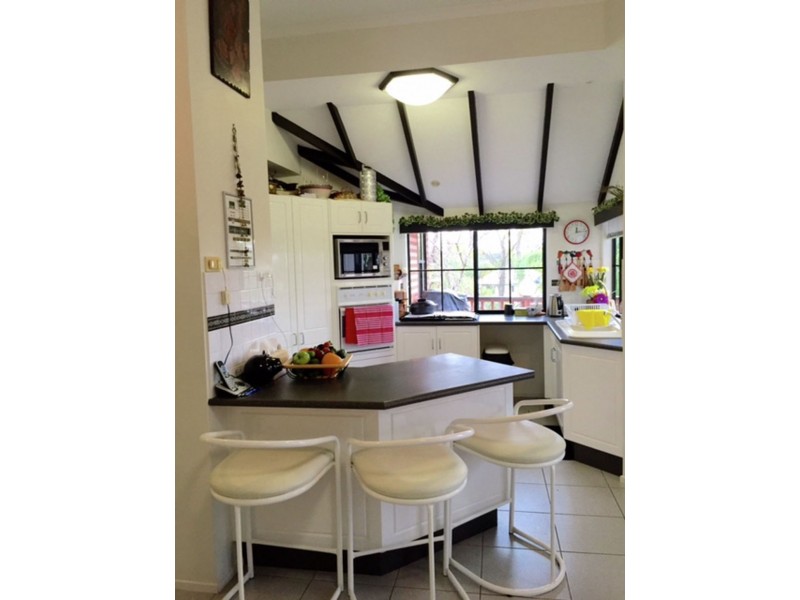 10 Mooloo Court, Shailer Park QLD 4128