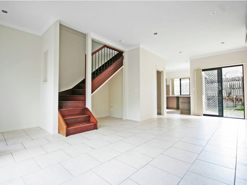 4/12 Pintu Drive, Tanah Merah QLD 4128