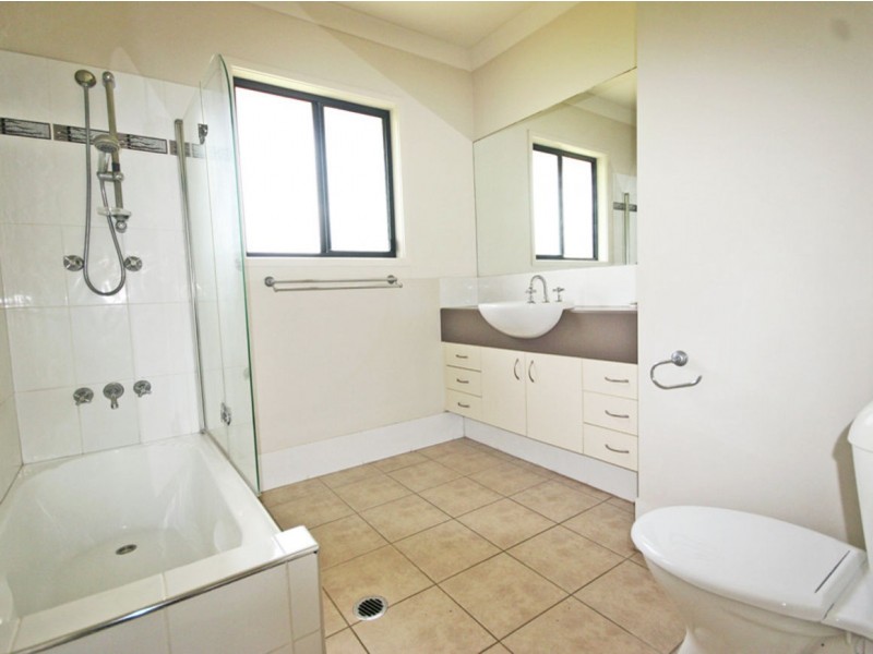 4/12 Pintu Drive, Tanah Merah QLD 4128