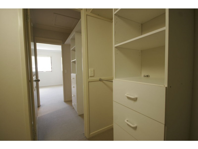 4/12 Pintu Drive, Tanah Merah QLD 4128