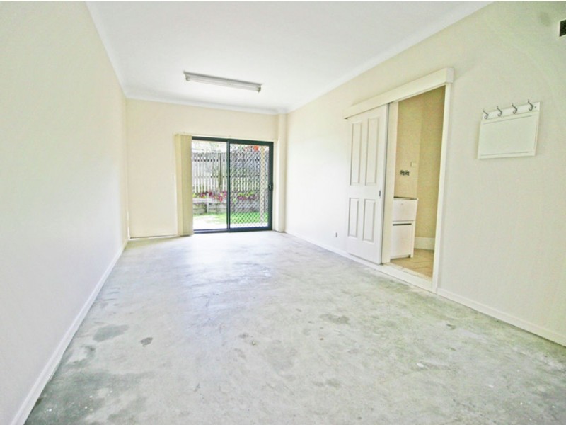 4/12 Pintu Drive, Tanah Merah QLD 4128