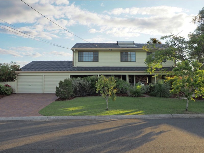 33 Cowra Street, Tanah Merah QLD 4128