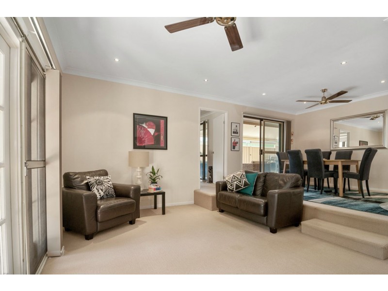 8 Conifer Street, Daisy Hill QLD 4127