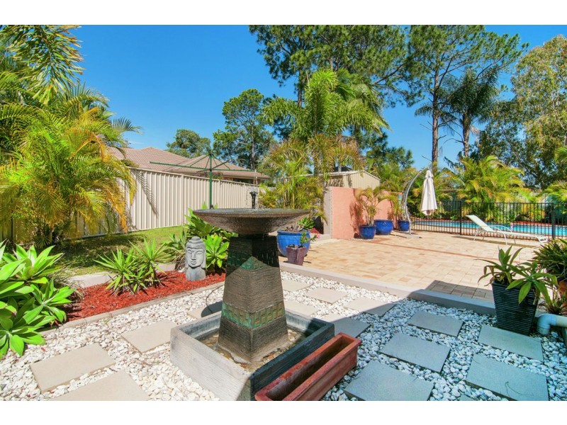 8 Conifer Street, Daisy Hill QLD 4127