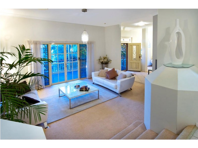 6 Satellite Court, Tanah Merah QLD 4128
