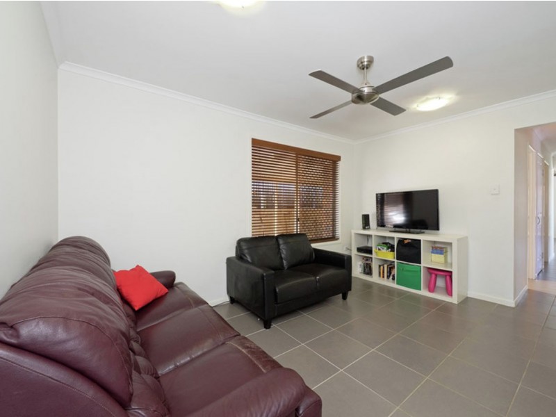 4 Pyeworth Place, Rochedale South QLD 4123