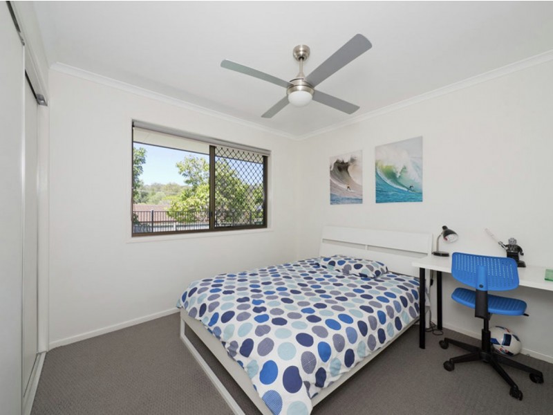 4 Pyeworth Place, Rochedale South QLD 4123