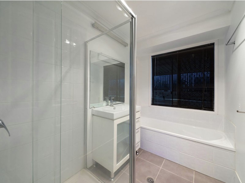 4 Pyeworth Place, Rochedale South QLD 4123