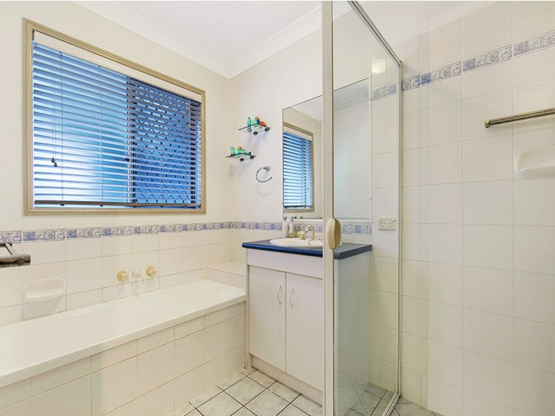 12 Lake Breeze Drive, Loganholme QLD 4129