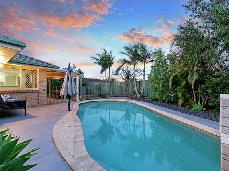 12 Lake Breeze Drive, Loganholme QLD 4129