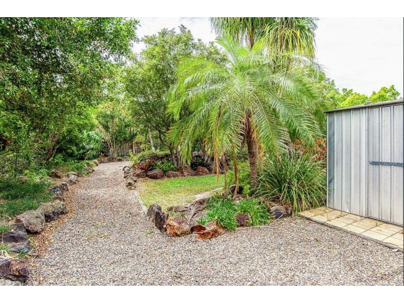 2 Savage Street, Tanah Merah QLD 4128