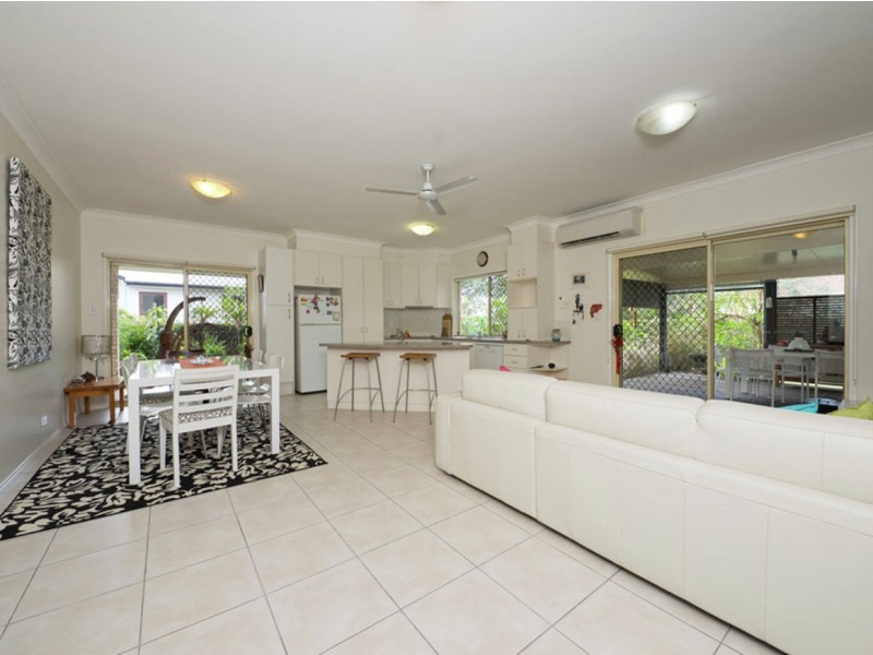 1358 Creek Road, Carina QLD 4152