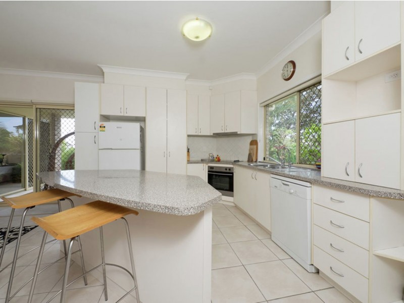 1358 Creek Road, Carina QLD 4152