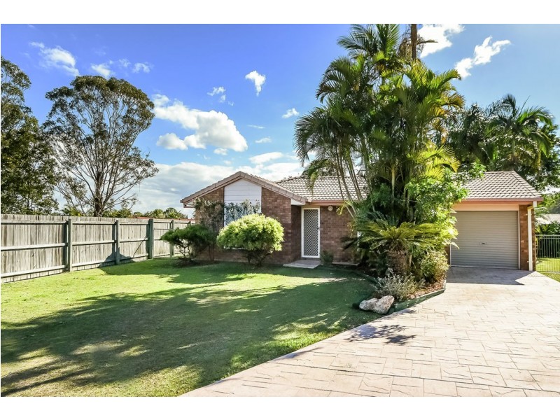 6 Matang Place, Tanah Merah QLD 4128