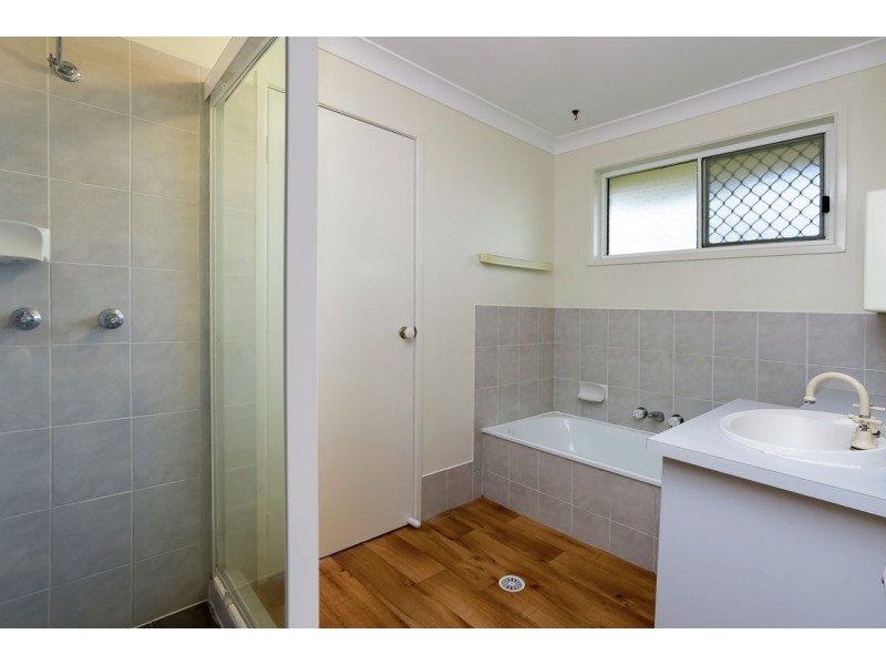 6 Matang Place, Tanah Merah QLD 4128