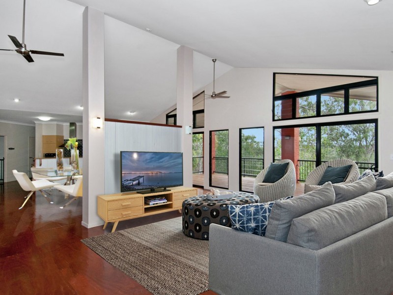 90 Leolindo Drive, Shailer Park QLD 4128