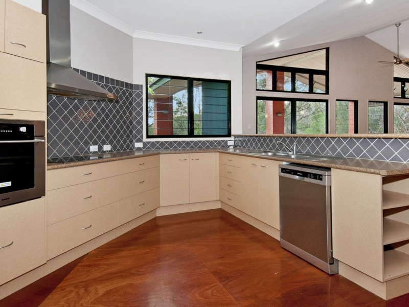 90 Leolindo Drive, Shailer Park QLD 4128