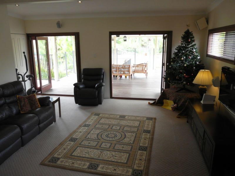 95 Timor Ave, Loganholme QLD 4129