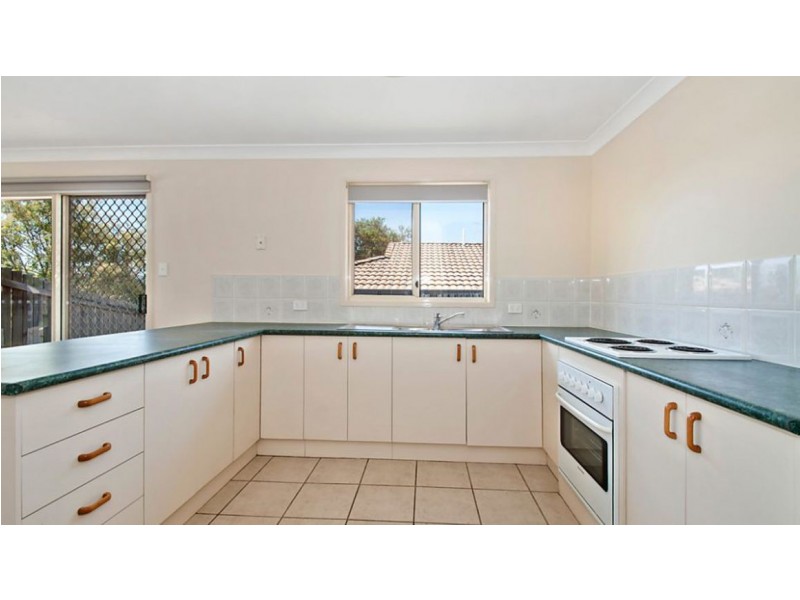 7 Eden Close, Edens Landing QLD 4207
