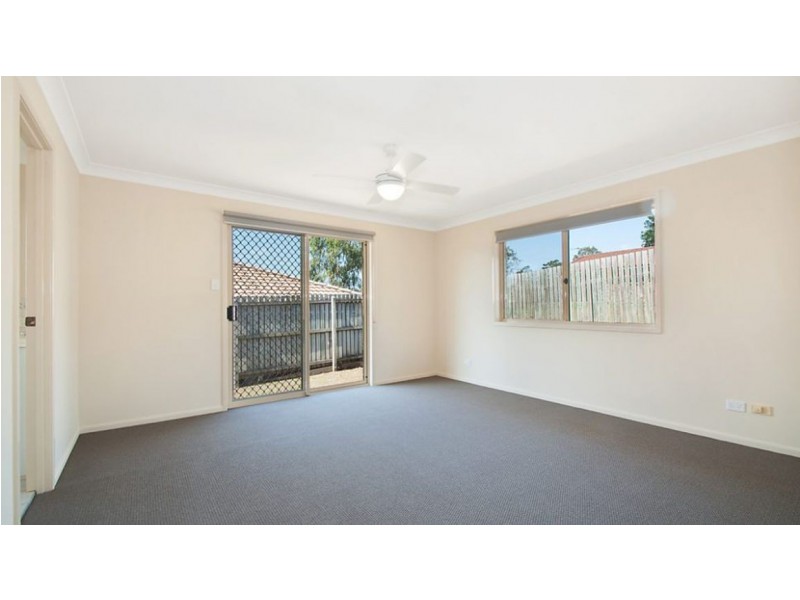 7 Eden Close, Edens Landing QLD 4207