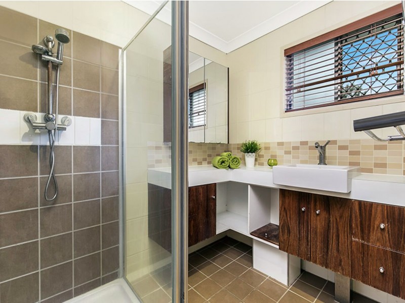 21 LAVENDER STREET, Waterford West QLD 4133