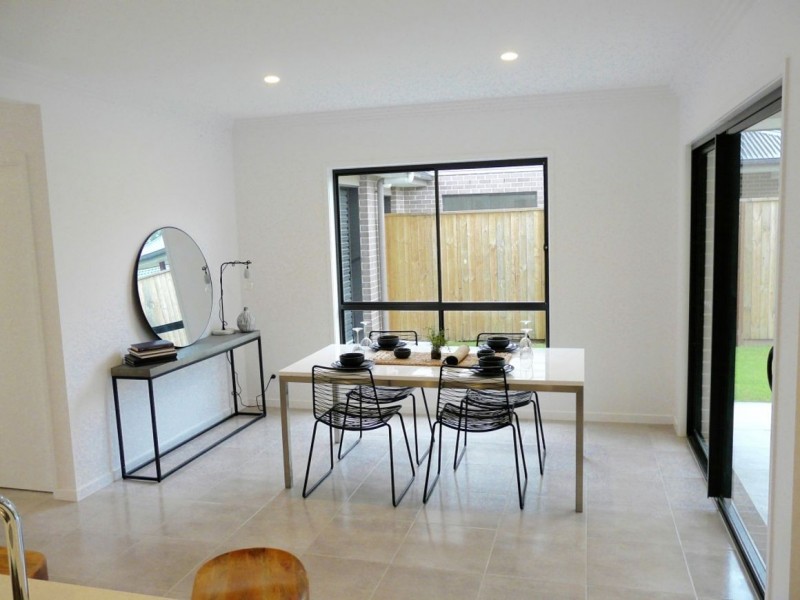 4 / 14 Ronald Street, Shailer Park QLD 4128