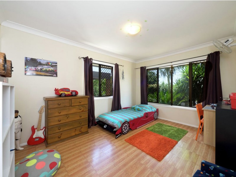11 Mankina Street, Slacks Creek QLD 4127