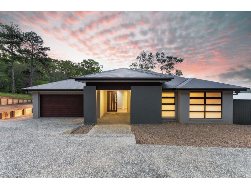 10 Abang Ave, Tanah Merah QLD 4128