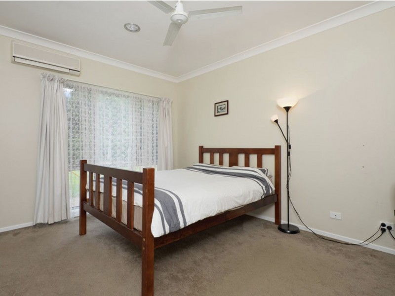 8 Nottingham Court, Daisy Hill QLD 4127