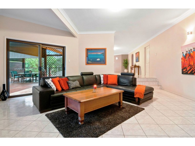 5 Eginbah Crt, Shailer Park QLD 4128