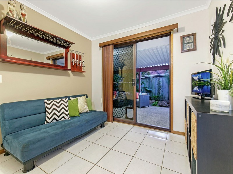 15 Springlands Drive, Slacks Creek QLD 4127