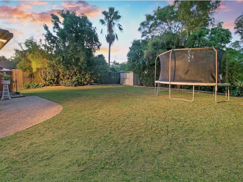 15 Springlands Drive, Slacks Creek QLD 4127
