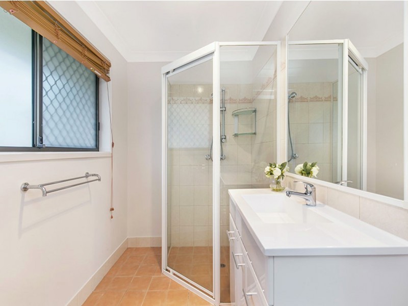 16 Voltaire Street, Shailer Park QLD 4128