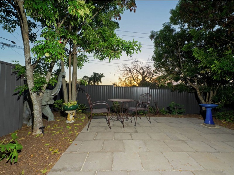 13 Columbine, Daisy Hill QLD 4127