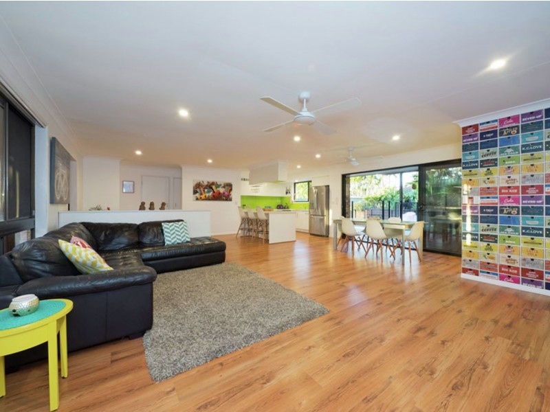 13 Columbine, Daisy Hill QLD 4127