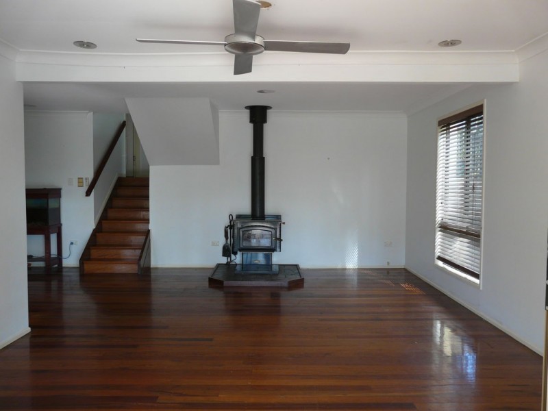 16 Foilage Court, Shailer Park QLD 4128