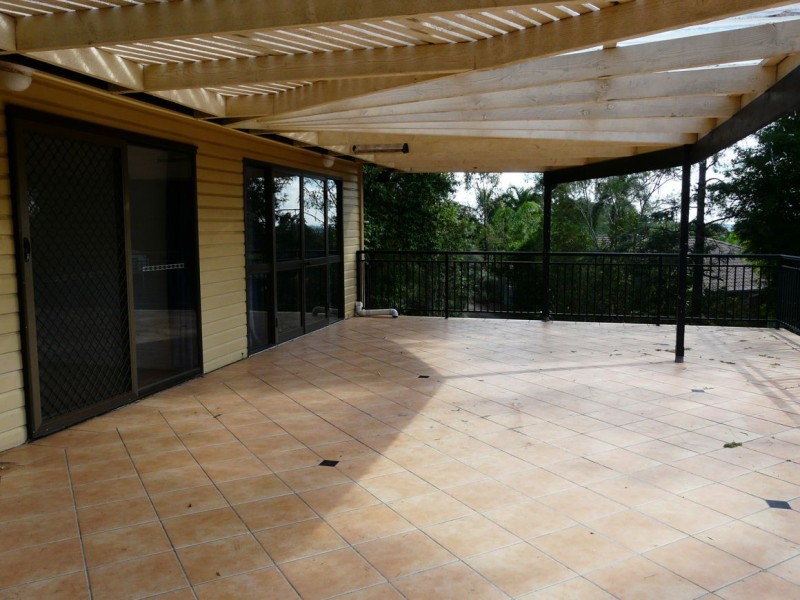 16 Foilage Court, Shailer Park QLD 4128