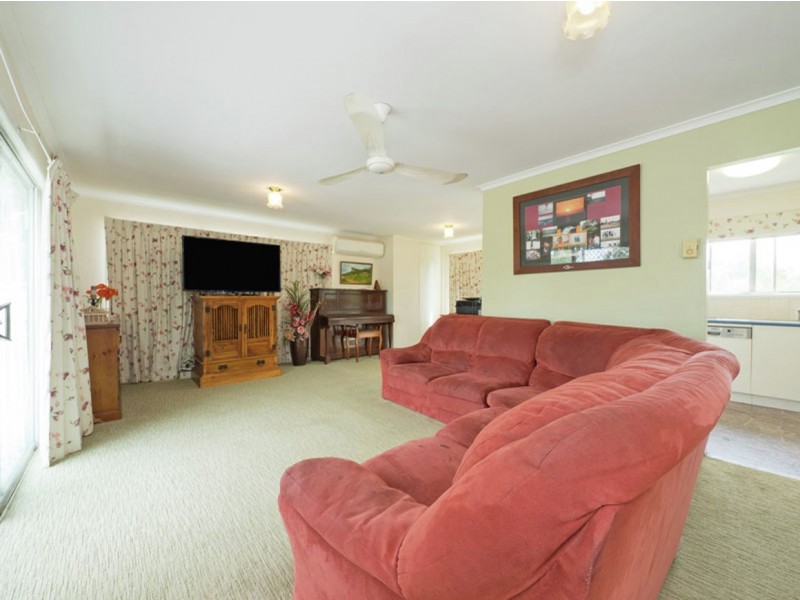 5 Lilac Street, Daisy Hill QLD 4127