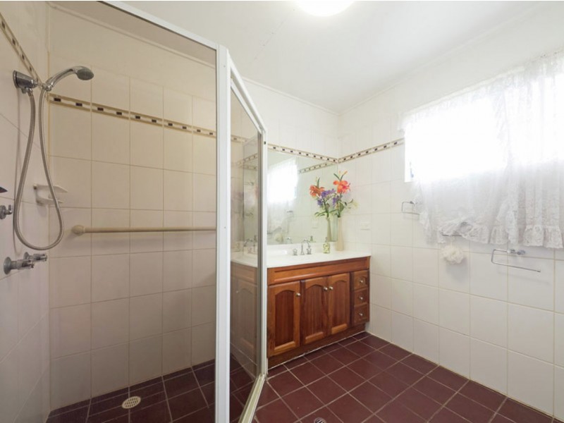 5 Lilac Street, Daisy Hill QLD 4127