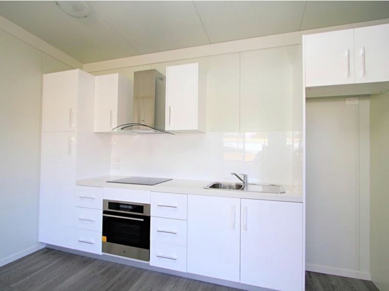 5B Leawarra Drive, Loganholme QLD 4129