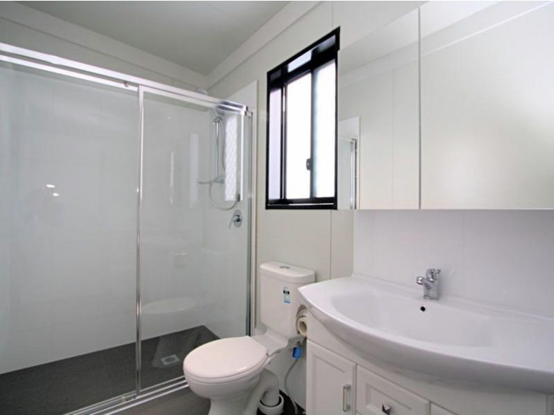 5B Leawarra Drive, Loganholme QLD 4129